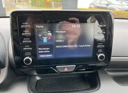 Toyota Yaris Hatchback 1,5 l 68 kw