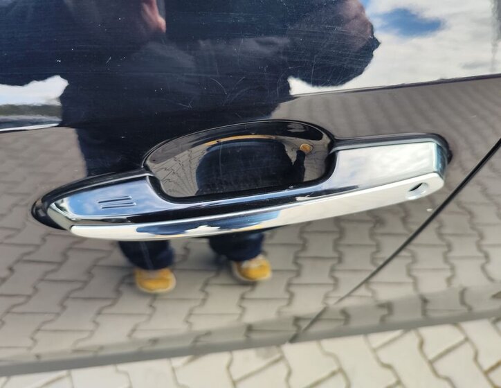 Toyota RAV4 SUV / Terénní 2,5 l 163 kw