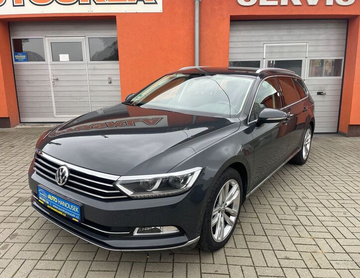 Volkswagen Passat 1