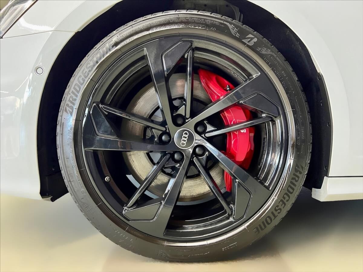 Audi S6 Sedan / Limuzína 3,0 l 253 kw