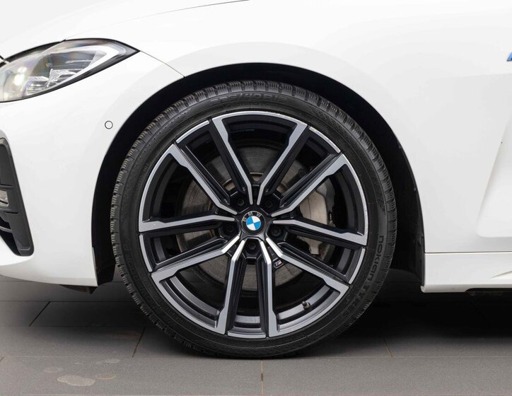 BMW Řada 4 Ostatní 3,0 l 210 kw