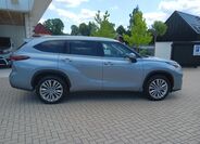 Toyota Highlander 7