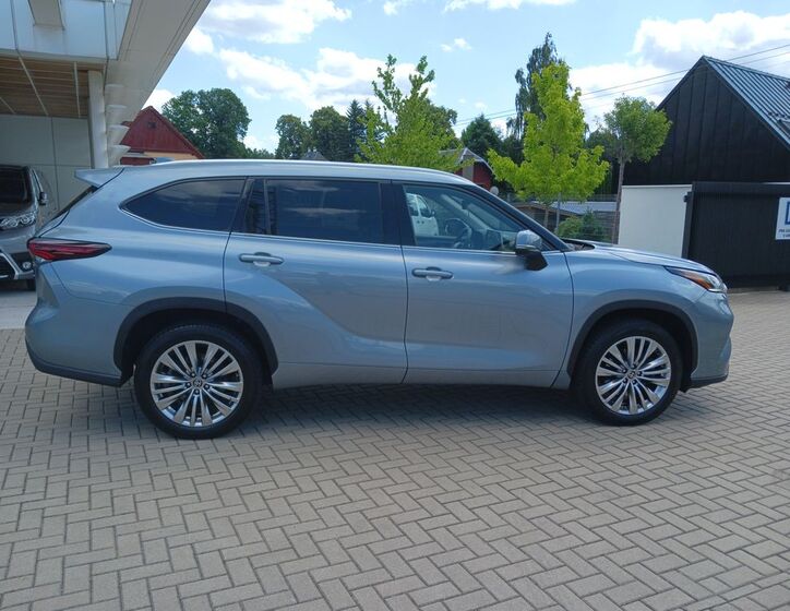 Toyota Highlander 7