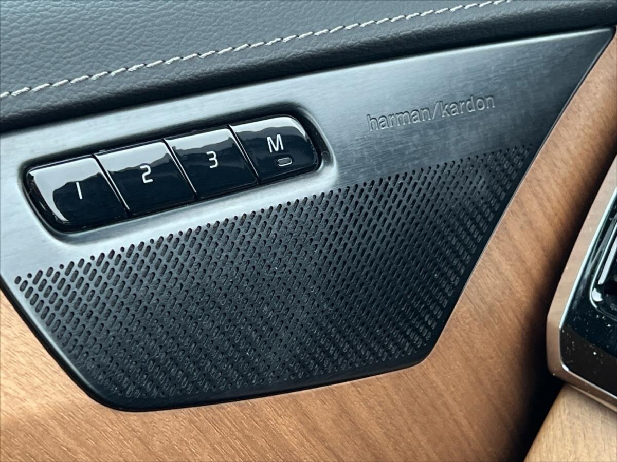 Volvo XC90 SUV / Terénní 2,0 l 173 kw