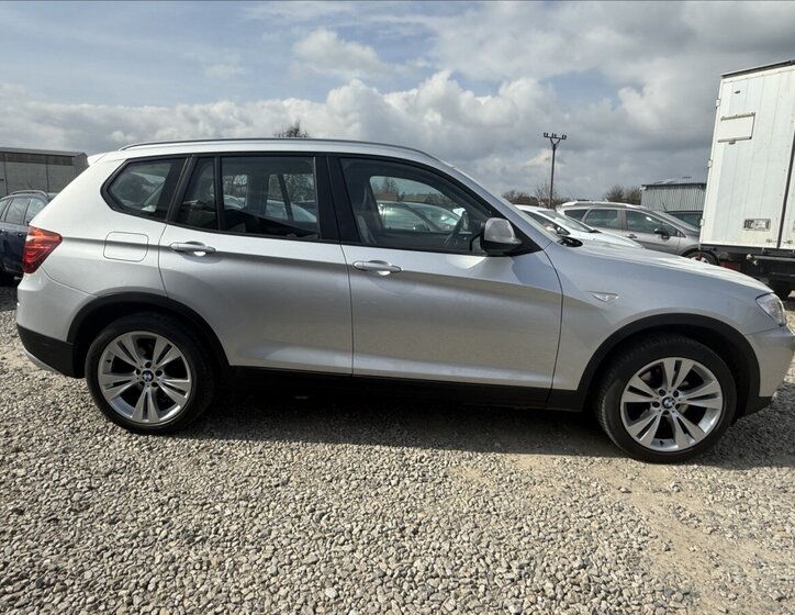BMW X3 SUV / Terénní 3,0 l 225 kw