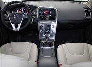 Volvo XC60 SUV / Terénní 2,0 l 140 kw