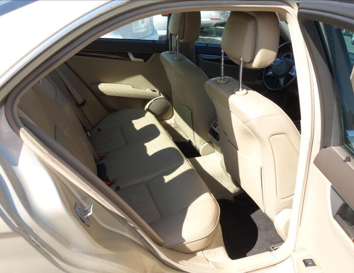 Mercedes-Benz Třídy C 14