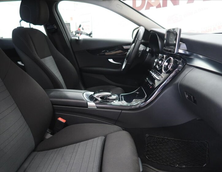 Mercedes-Benz Třídy C Kombi 1,6 l 100 kw