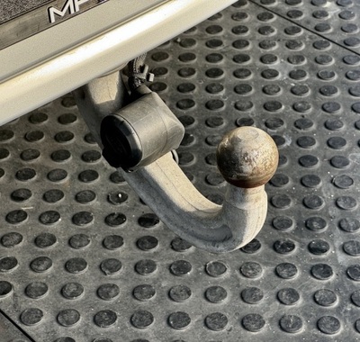 Land Rover Defender 49