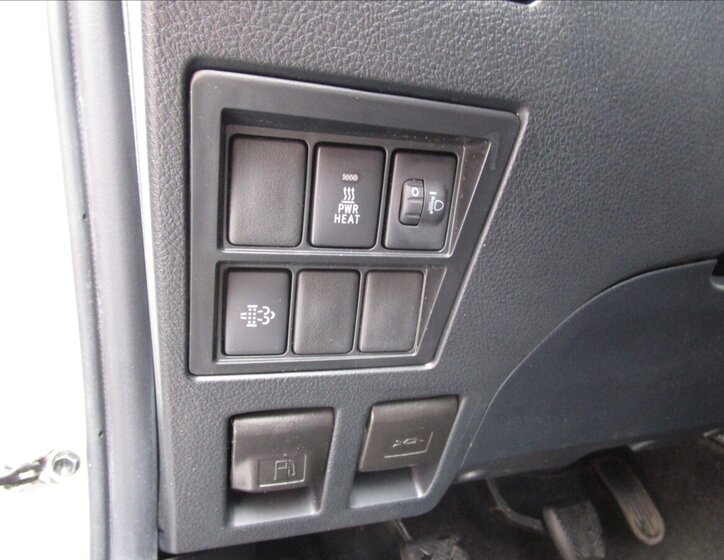 Toyota Hilux Ostatní 2,4 l 110 kw