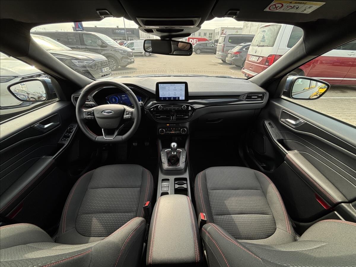 Ford Kuga SUV / Terénní 1,5 l 110 kw