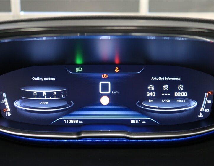 Peugeot 3008 MPV 1,2 l 96 kw