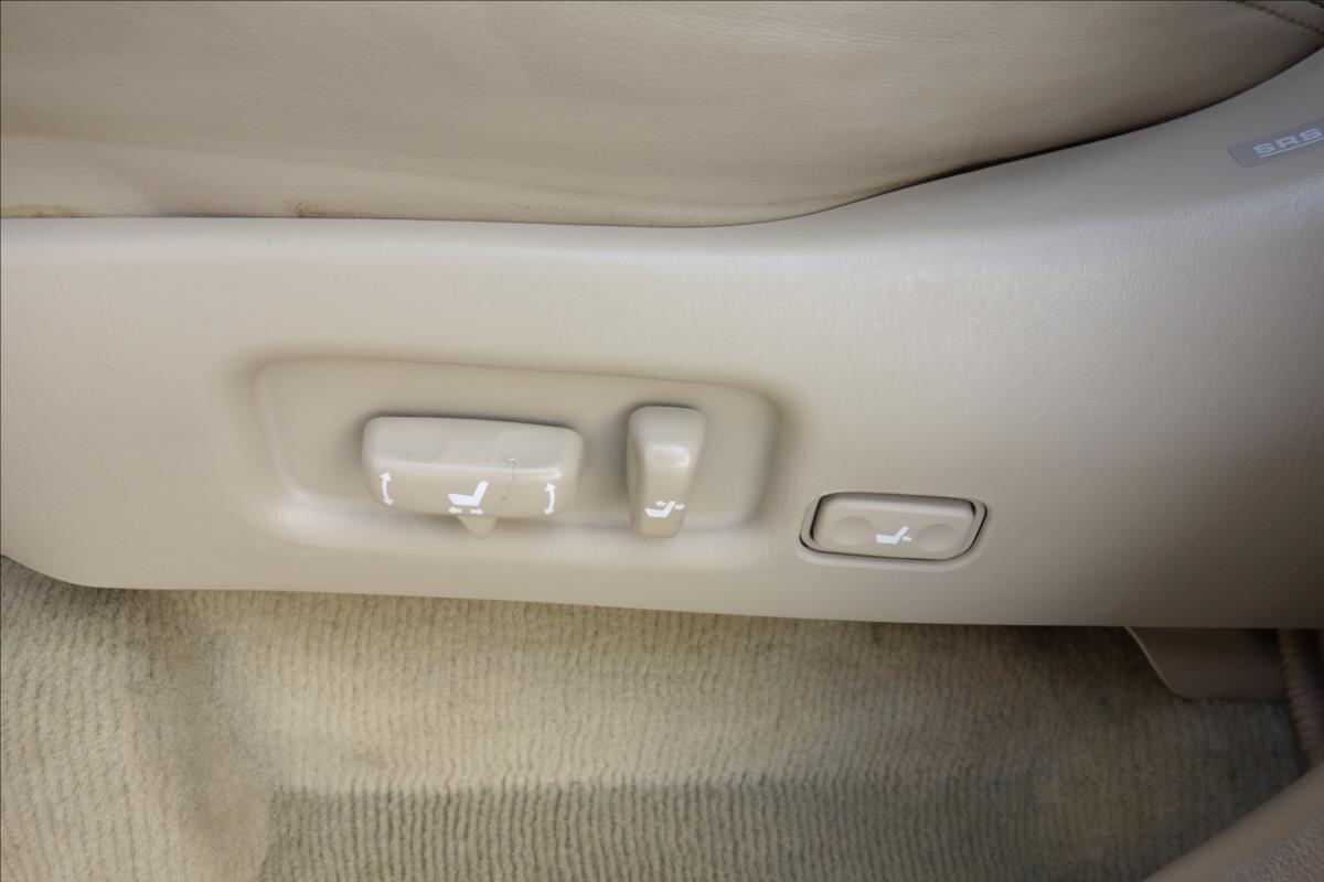 Toyota Land Cruiser SUV / Terénní 4,7 l 175 kw