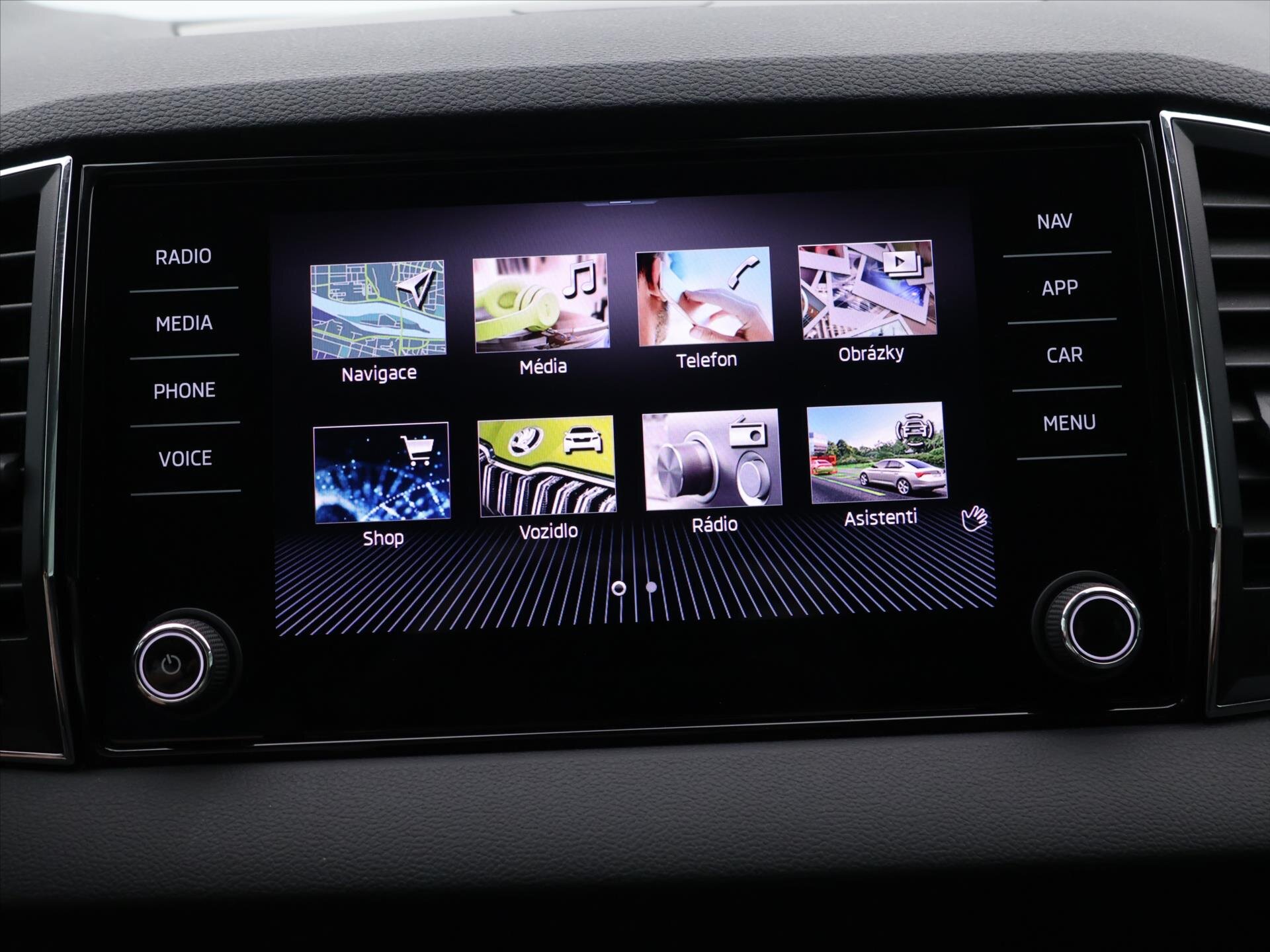 Škoda Karoq SUV 1,5 l 110 kw