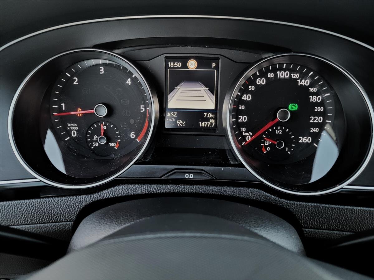 Volkswagen Passat Kombi 2,0 l 90 kw