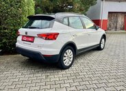 Seat Arona 6