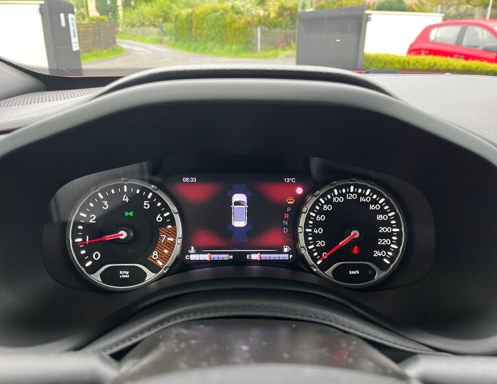 Jeep Renegade SUV / Terénní 1,3 l 132 kw