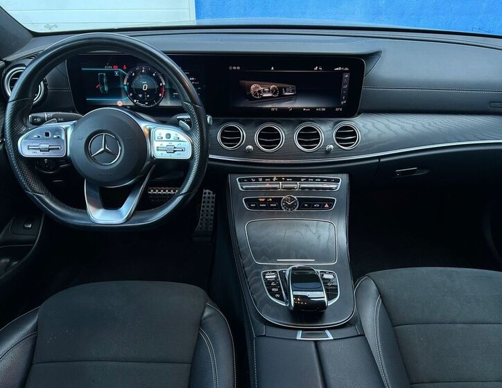 Mercedes-Benz Třídy E Sedan / Limuzína 2,0 l 143 kw