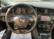 Volkswagen Golf 12