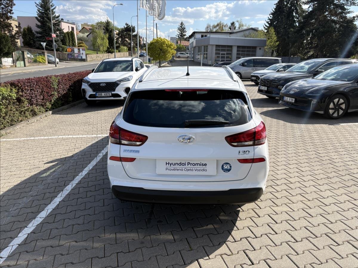 Hyundai i30 Kombi 1,4 l 103 kw