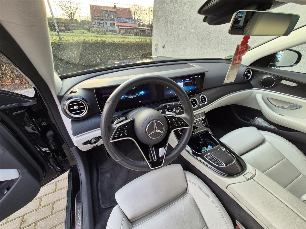 Mercedes-Benz Třídy E Kombi 2,9 l 243 kw