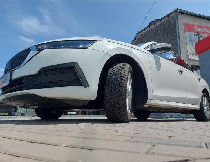 Škoda Octavia Sedan / Limuzína 2,0 l 85 kw