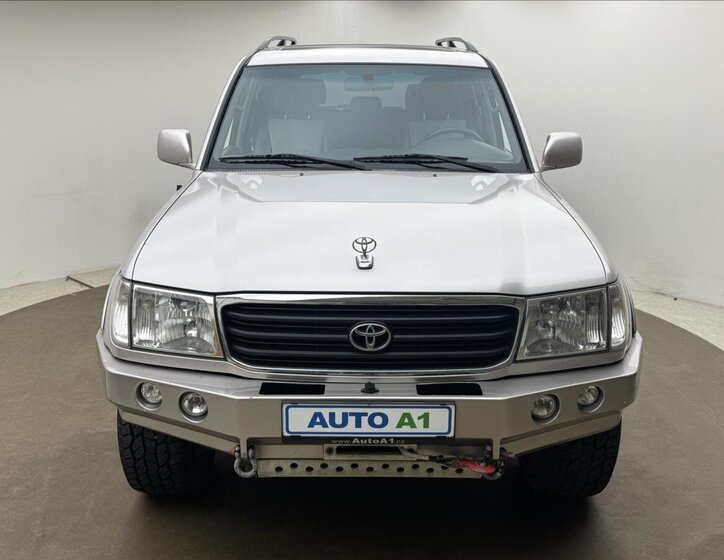 Toyota Land Cruiser SUV / Terénní 4,2 l 150 kw