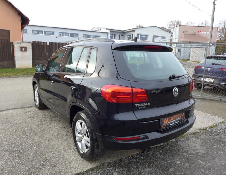 Volkswagen Tiguan 8
