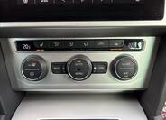 Volkswagen Passat 25