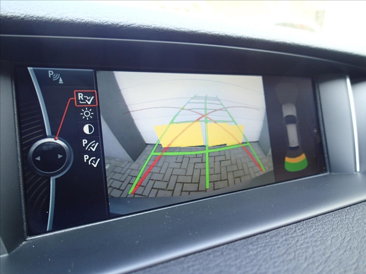 BMW X1 SUV / Terénní 2,0 l 135 kw