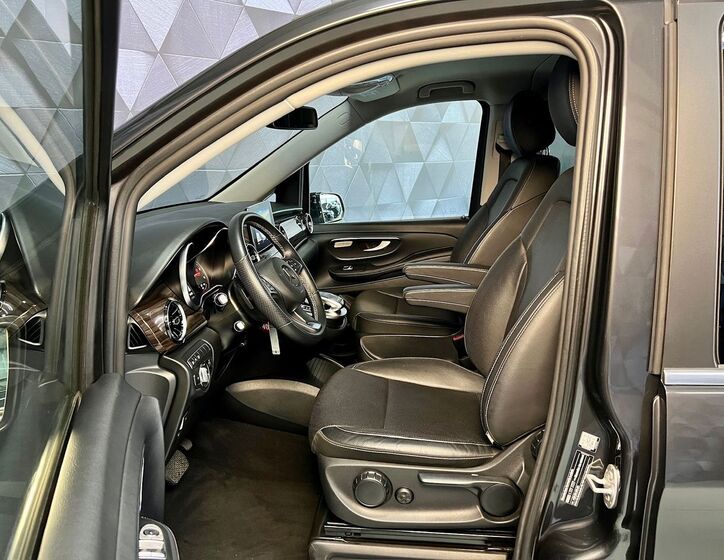 Mercedes-Benz Třídy V 11