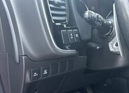 Mitsubishi Outlander SUV / Terénní 2,3 l 110 kw