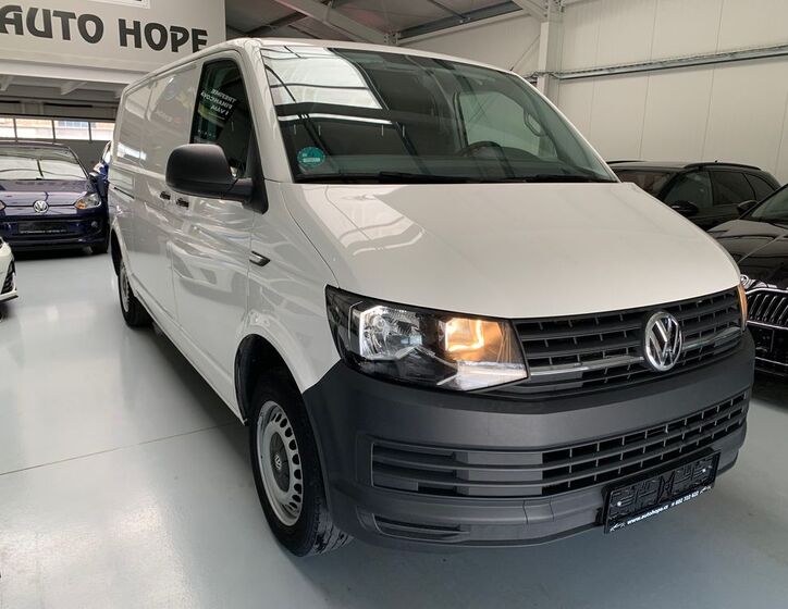 Volkswagen Transporter 1