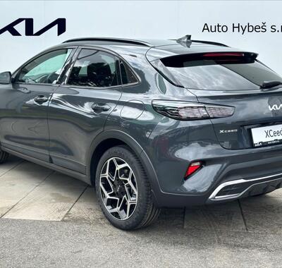 KIA XCeed 6