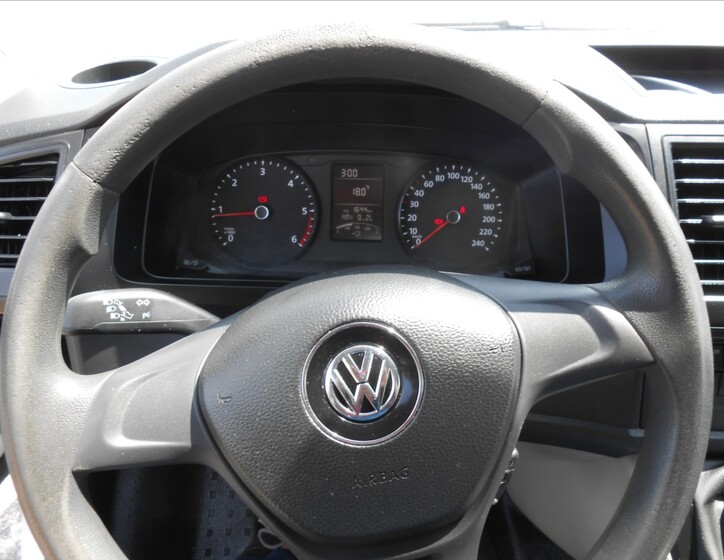 Volkswagen Transporter 19