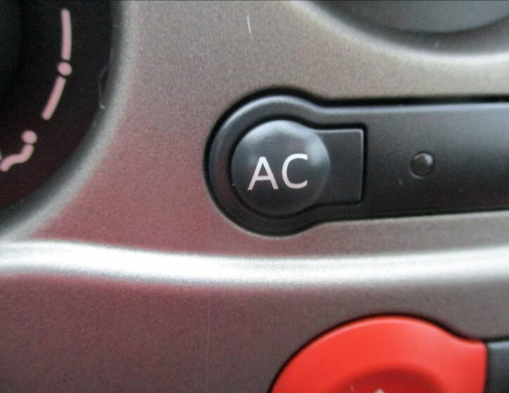 Renault Modus Hatchback 1,1 l 55 kw