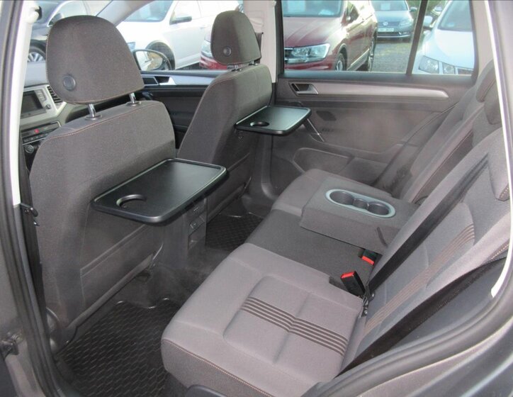 Volkswagen Golf Sportsvan 7