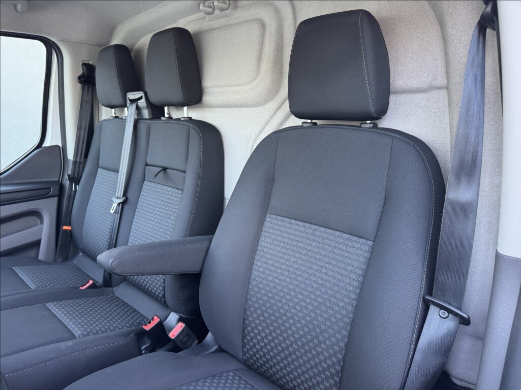 Ford Transit Custom Skříň 2,0 l 77 kw