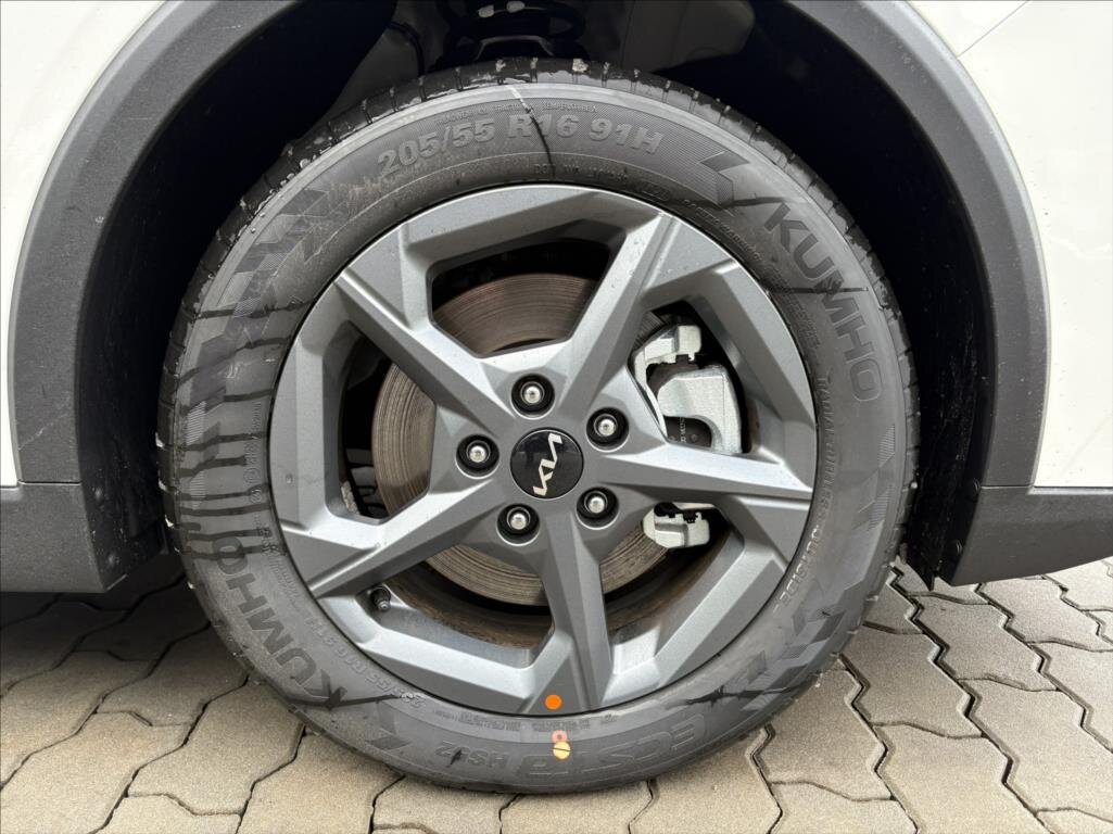 KIA Ostatní Hatchback 1,6 l 110 kw