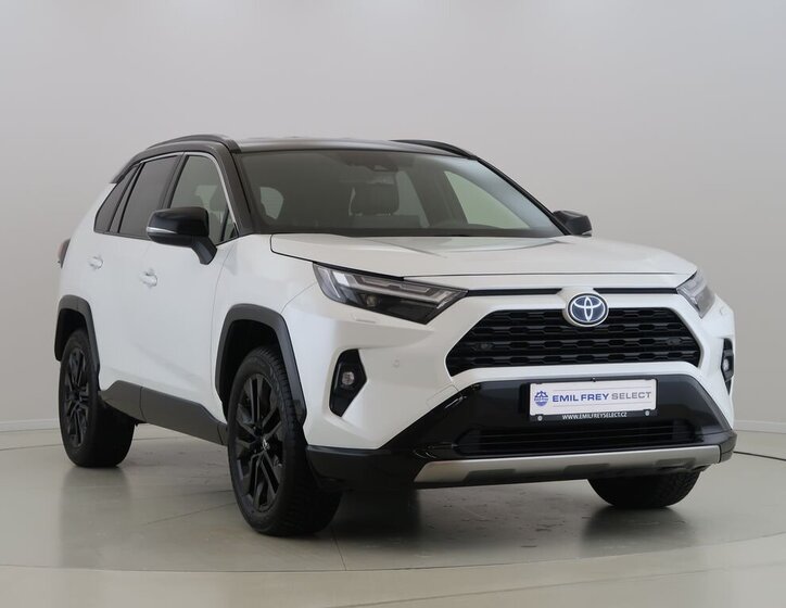 Toyota RAV4 SUV / Terénní 2,5 l 131 kw