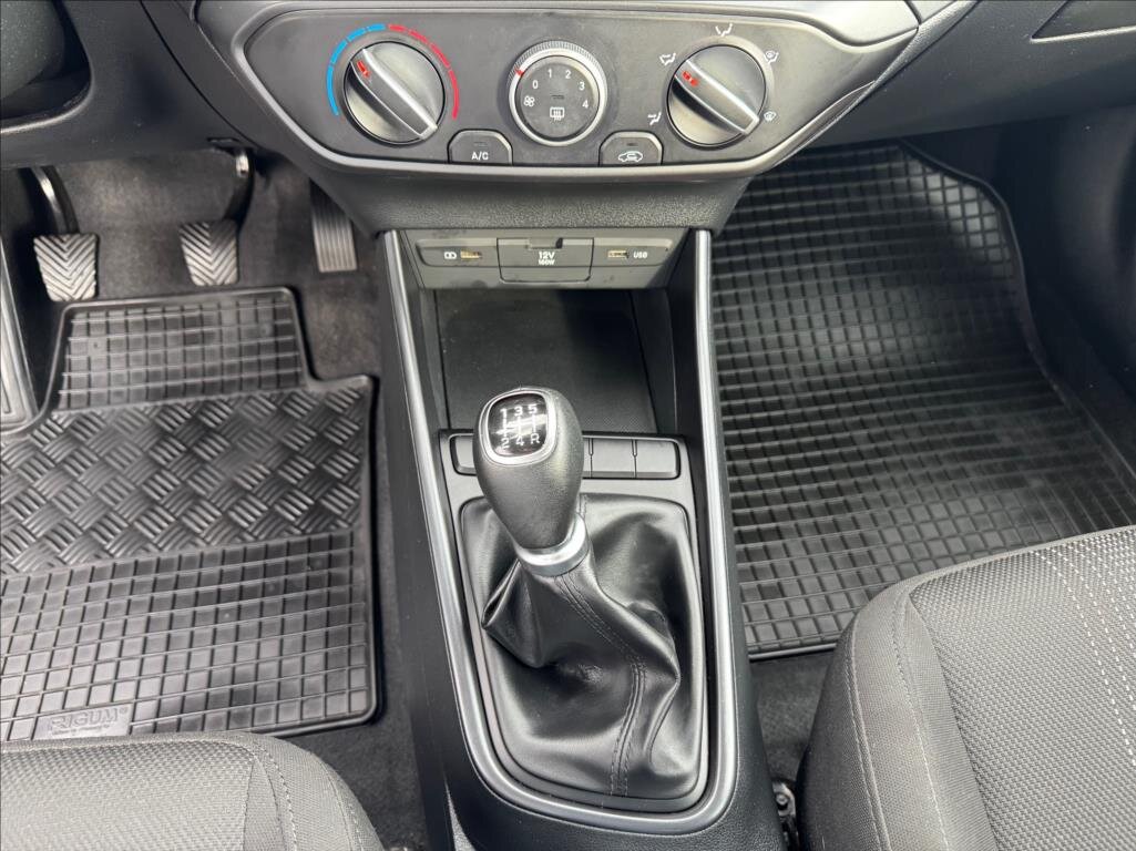 Hyundai i20 Hatchback 1,2 l 61 kw