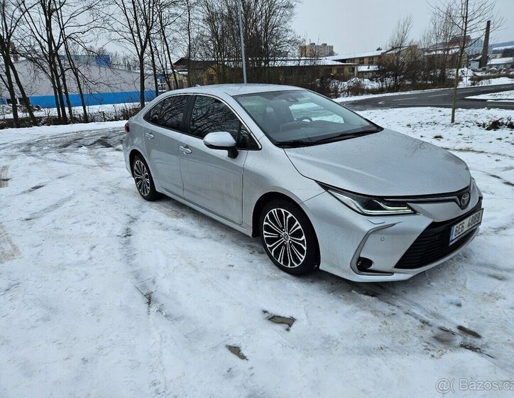 Toyota Corolla Sedan 1,6 l 97 kw
