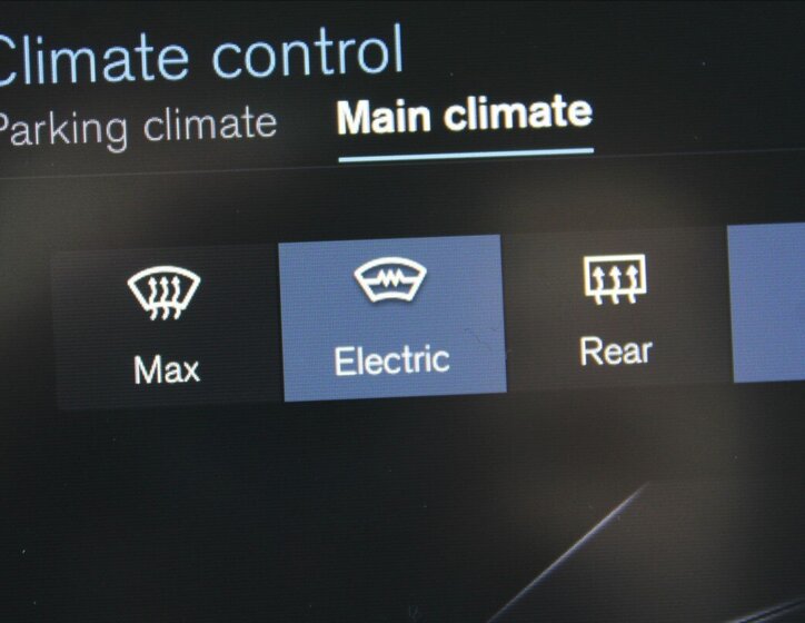 Volvo XC40 SUV / Terénní 2,0 l 140 kw