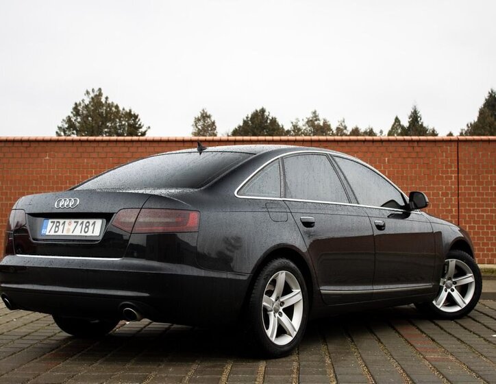 Audi A6 Sedan 3,0 l 176 kw