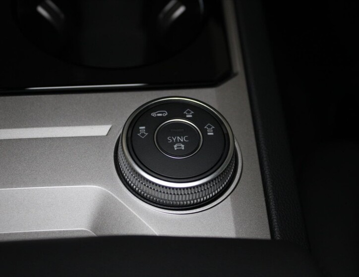 Volkswagen Touareg 20