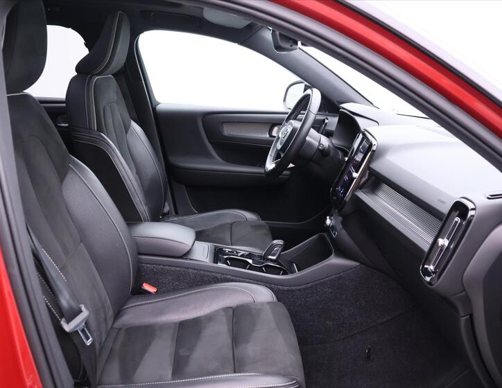 Volvo XC40 15