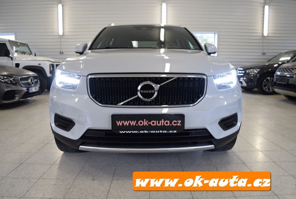 Volvo XC40 SUV 2,0 l 120 kw