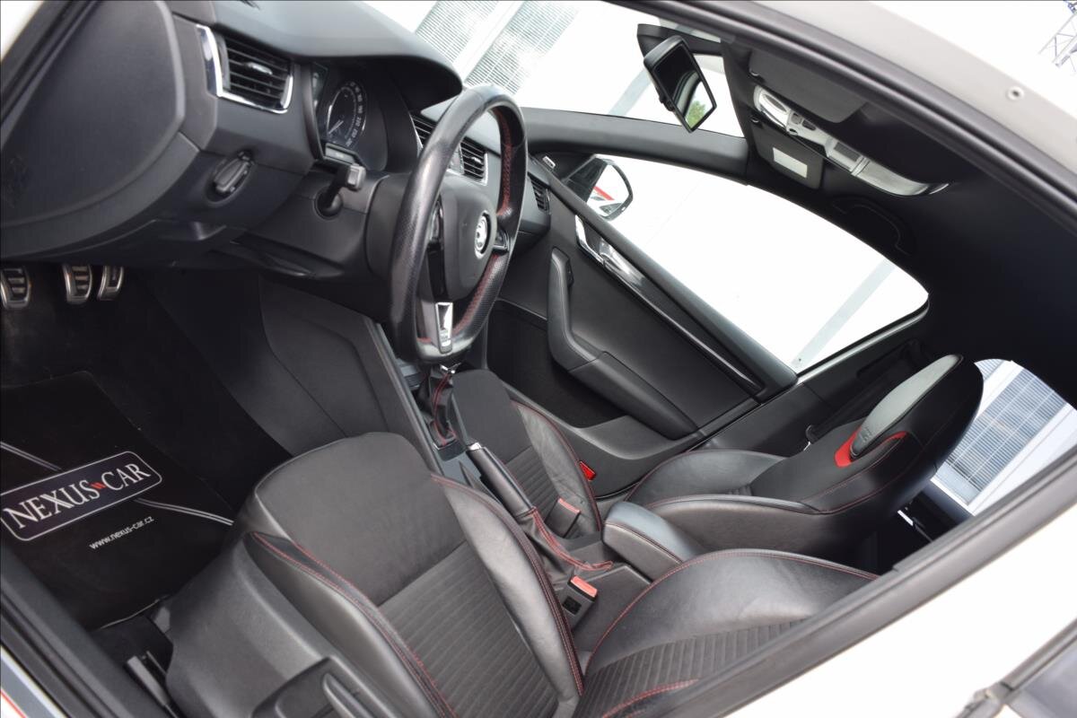 Škoda Octavia Sedan / Limuzína 2,0 l 135 kw