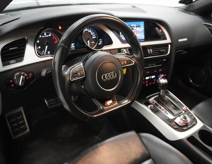 Audi S5 Hatchback 3,0 l 249 kw