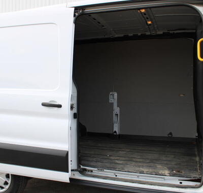 Ford Transit 8